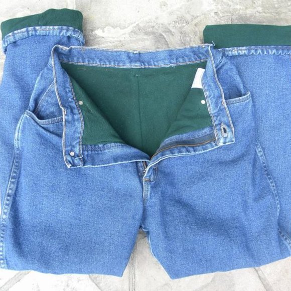 COPY - High-Waisted Fleece-Lined Wrangler Jeans - Picture 7 of 10